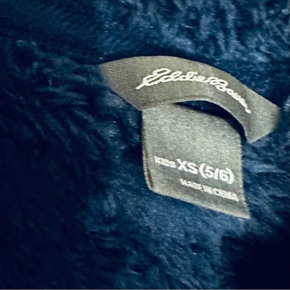 Boys Eddie Bauer Plush Zip Up- XS - Picture 3 of 3